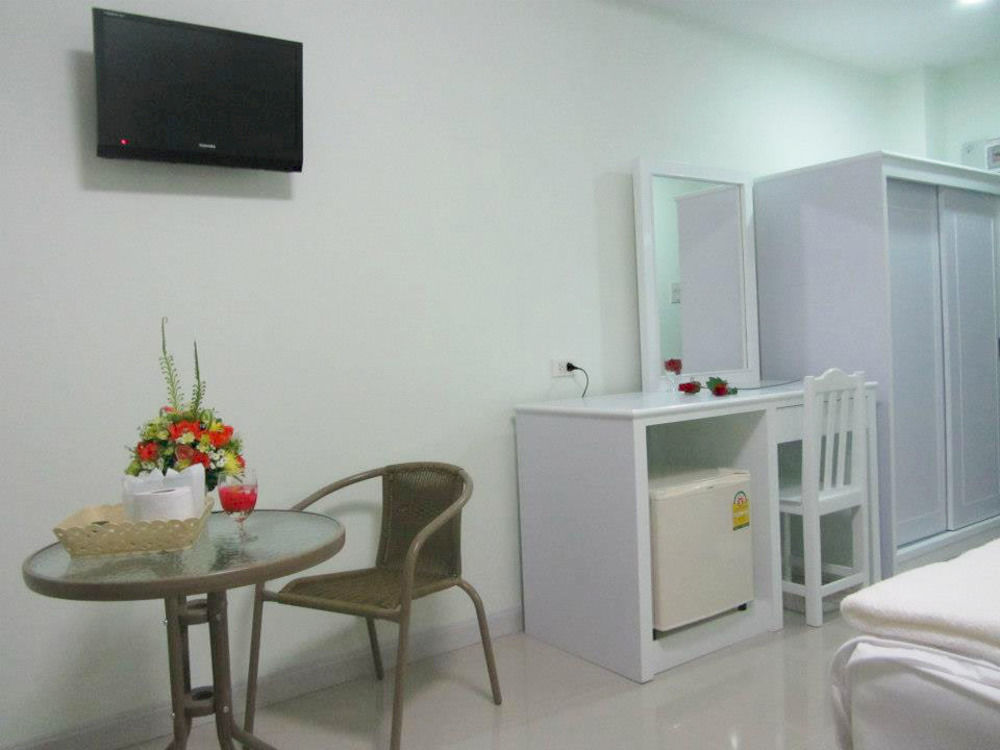 Hotel Ruan Rim Nam à Roi Et Extérieur photo
