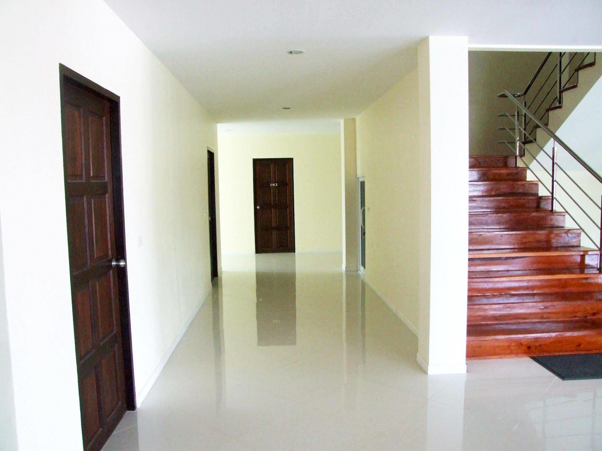 Hotel Ruan Rim Nam à Roi Et Extérieur photo