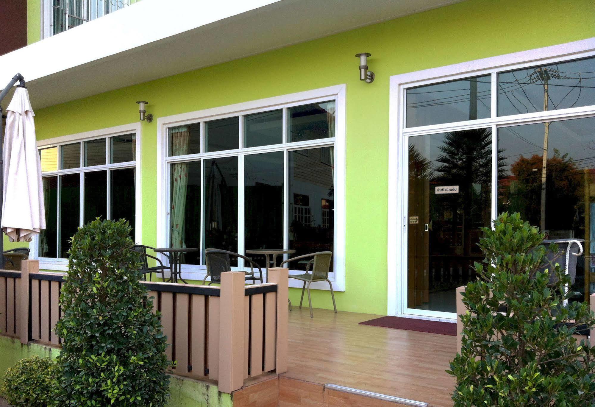 Hotel Ruan Rim Nam à Roi Et Extérieur photo